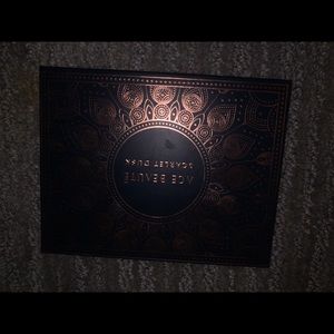 Ace Beaute Scarlet Dusk Pallet